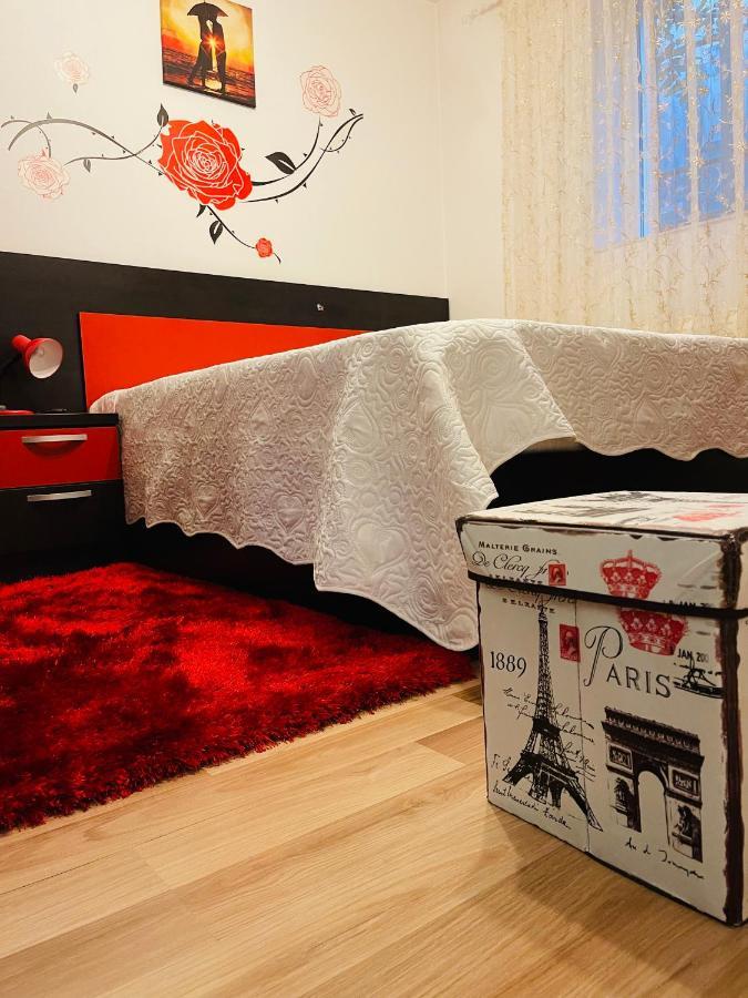 Ferienwohnung Casa Iris Iasi Exterior foto